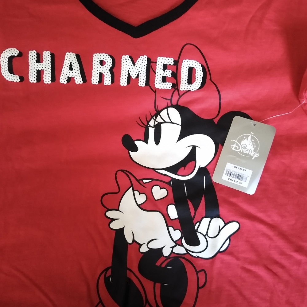 Minnie Red v-neck shirt